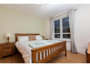 Spacious, central apartment, Edinburgh